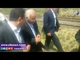 صدى البلد | وزير النقل يتفقد آثار حادث قطار العياط