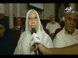 محافظة القاهرة توزع تأشيرات الحج على بعثة حجاج الجمعيات الأهلية