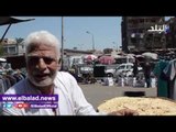 صدى البلد | العيد الكبير«الرقاق» و«العيش المرحرح».. البائعين: «يوم الوقفة موسم الشراء عندنا