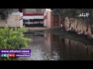 صدى البلد | مدرسة "السيد حمودة "إبتدائية بالغربية تعوم فى مياه الصرف