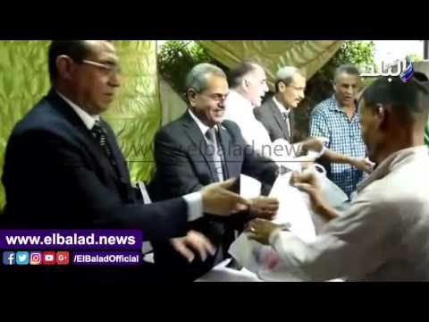 صدى البلد | توزع شنط غذائية مجانية على الفقراء بـ«دسوق»