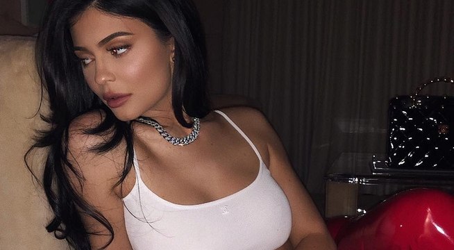 Kylie Jenner spotted having lunch with Jordyn Woods, following the cheating scandal, and Jordyn was seen liking Kylie's IG pic