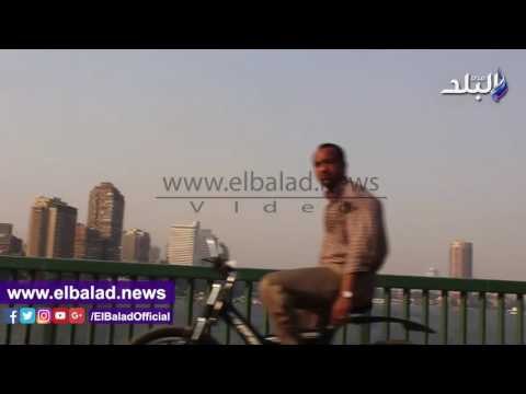 صدى البلد | إضاءة أعمدة الانارة بكوبرى الجامعة نهارا