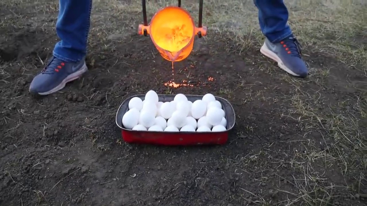 EXPERIMENT LAVA vs EGGS