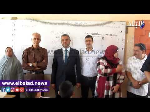 صدى البلد | من اجل مصر توزع ادوات مدرسية على طلاب الفيوم