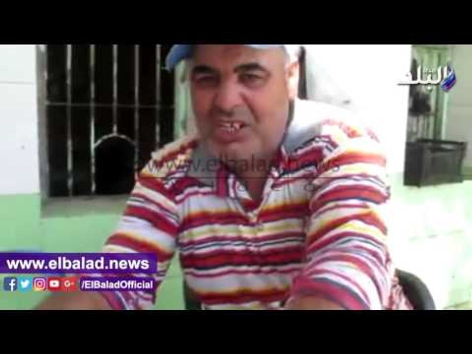 صدى البلد | رفض الهجرة والبطالة.. شاب فيومي يبتكر لنفسه عملا لإعالة زوجة و5 بنات