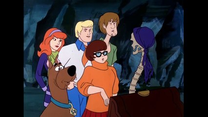 Scooby-Doo! en Español | Escapan Red Beard del Pirata
