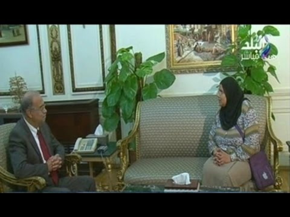 رئيس الوزراء يعتذر لـ "سيدة مجلس الوزراء" بعد اعتداء "أمن مجلس الوزراء" عليها