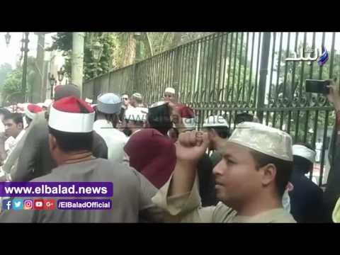 صدى البلد | خطباء المكافأة يعتصمون أمام البرلمان للمطالبة بالتعيين .. فيديو