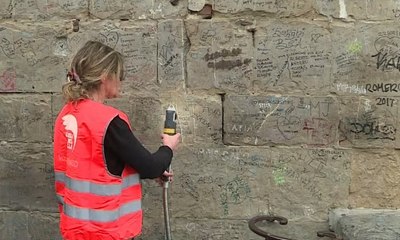 Laser Penghapus Vandalisme Tembok Pertama di Dunia