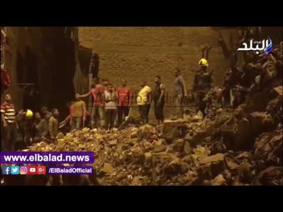صدى البلد |  اخلاء 5 منازل بالامام الشافعى وتصدع اخر بعد انهيار عقار وتوقف عمليات الانقاذ