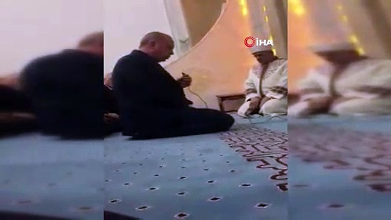 Cumhurbaşkanı Erdoğan İskenderun’da Kuranı Kerim okudu