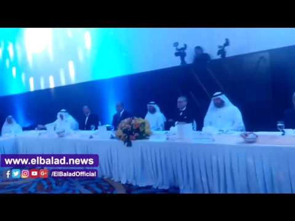 محافظ مطروح يتسلم جائزة النسر العربي لتكريم الشخصيات القيادية والادارية بالامارات