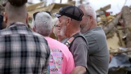 - Trump hortumun vurduğu Alabama'yı ziyaret etti