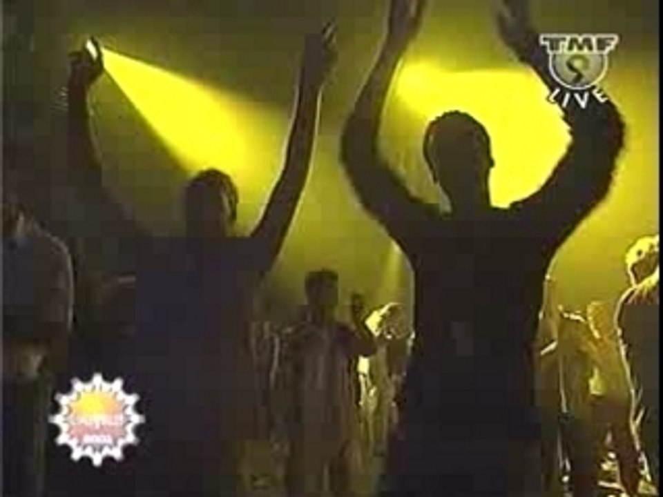 Dave clarke at dance valley 2001