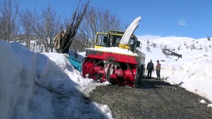 Doğuda kış Muş ta 5 köy yolu ulaşıma kapandı