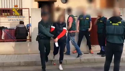 Cae una banda de rumanos que utilizaba el explosivo conocido como "Madre de Satán"