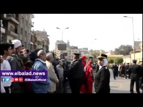 صدى البلد | تطاير زجاج النوافذ وتهشم الجدران جراء انفجار الكنيسة البطرسية بالعباسية