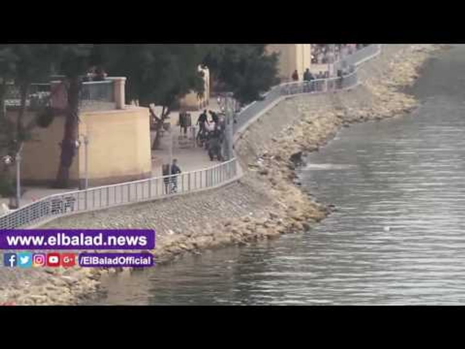 صدى البلد | كورنيش النيل "خروجة مجانية " يفسدها تطفل الباعة الجائلين