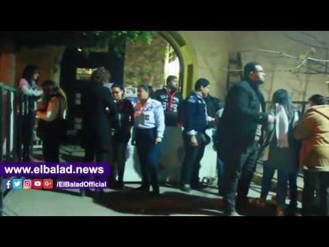 صدى البلد | العشرات من المواطنين والمسئولين يقدمون واجب العزاء للطفلة «ماجى»