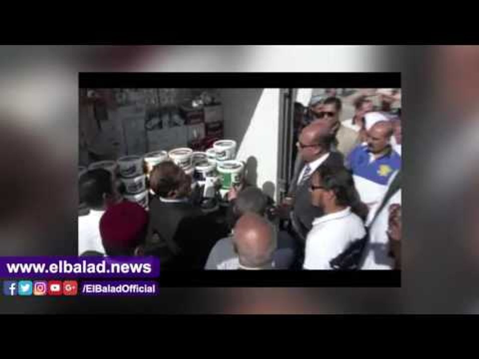 صدى البلد |  أبو زيد يعيد فتح منافذ مطروح تحارب الغلاء لبيع السلع الغذائية