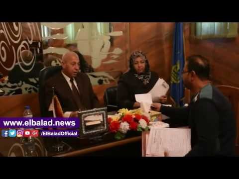 صدى البلد | محافظ أسوان يستمع لمطالب 100 مواطن في لقائه الأسبوعي