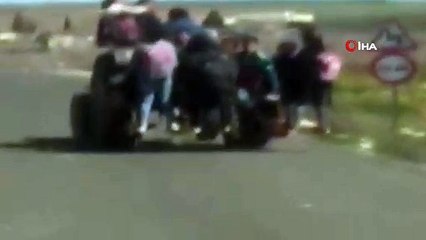 9 öğrencinin traktör üzerindeki tehlikeli yolculuğu kamerada