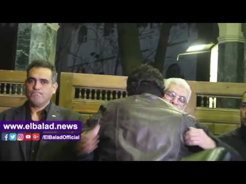 صدى البلد | هاني رمزي والرداد وريم ماجد وخالد محمود في عزاء والد أمير كرارة