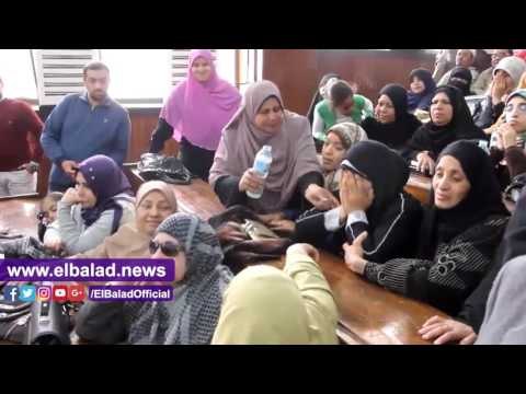 صدى البلد | بكاء هستيري من أهالي متهم مخلى سبيله في فض رابعة