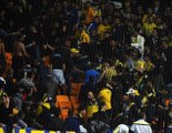 Fenerbahçe Tribünleri Karıştı! Olaya Polis Müdahale Etti