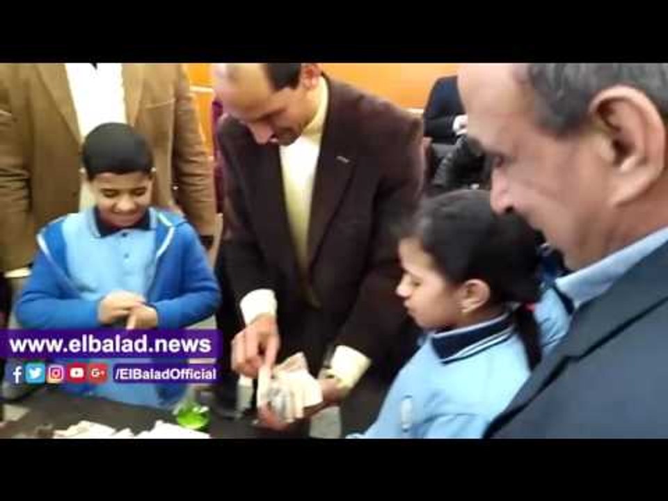 صدى البلد |   4 أطفال أشقاء في سوهاج يتبرعون بحصالتهم لـ«تحيا مصر»