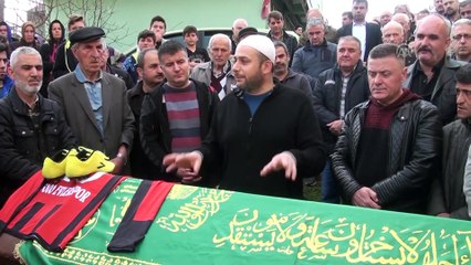 Futbol oynarken hayatını kaybeden öğrenci defnedildi - KARABÜK