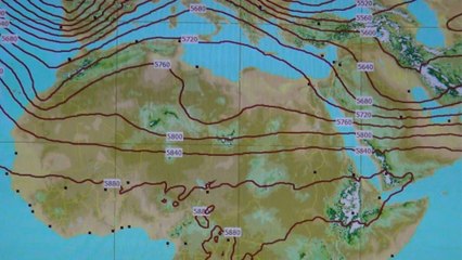 الجو عامل إيه.. الربيع وصل.. والأرصاد تحذر من رياح وأتربة