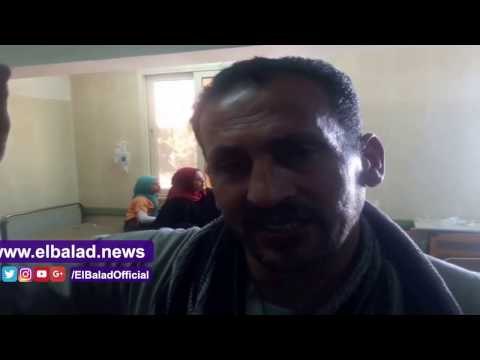 صدى البلد | ولي أمر تلميذ مصاب بتسمم في سوهاج: مفيش رقابة علي وجبات المدرسة