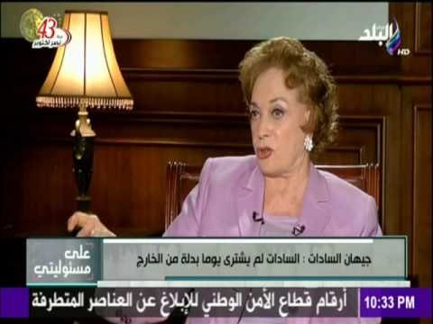 على مسئوليتي - جيهان السادات : زوجي كان يتمتع بالشياكة في مظهره..ولم يشترى يوماً بدله من الخارج