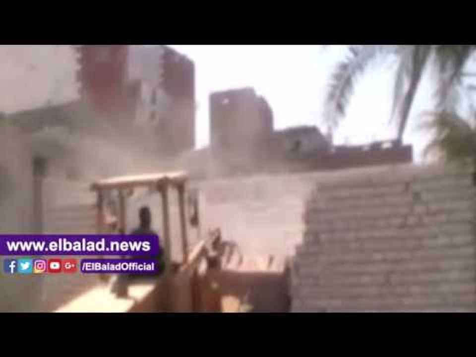 صدى البلد | إزالة 16 حالة تعدى على نهر النيل با...