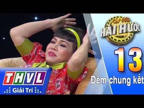 THVL | Giám khảo của CẶP ĐÔI HÀI HƯỚC nhém té ghế khi Akira Phan cất giọng hát