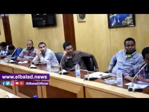 صدى البلد |محافظ أسوان يناقش فى إجتماع موسع جهود حماية مصرف السيل وتطهيره من أى مخلفات