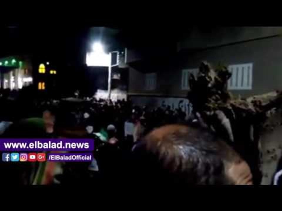صدى البلد | أهالى منية النصر يشيعون جثماني عروسين انقلبت سيارتهما فى ترعة بدكرنس