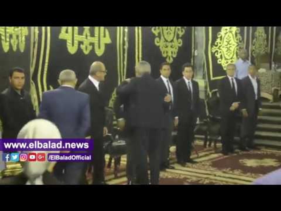 صدى البلد |وزير الشباب وهاني مهنا في عزاء والدة شريف عرفة