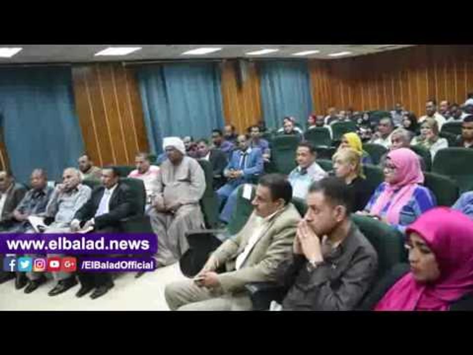 صدى البلد |  حجازى يستكمل لقاءته مع فئات المجتمع لوضع تصور شامل لتحويل أسوان