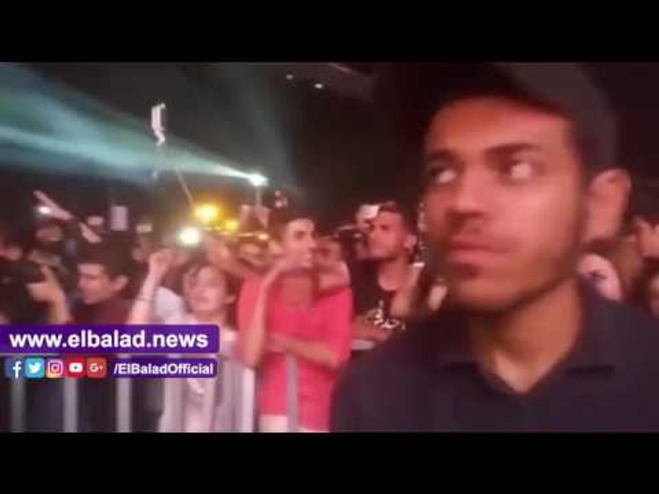 صدى البلد | تامر حسنى يشعل حماس جمهور حفل أضواء المدينة بالعين السخنة