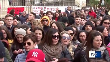 Bari: con le bende sugli occhi per testare i problemi dei pedoni non vedenti