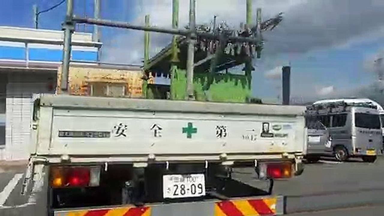 Busy Japanese Konbini!