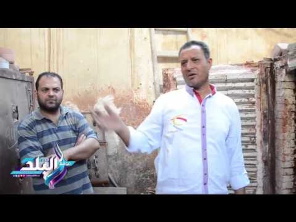 صدى البلد | تعرف على مراحل تشكيل الأدوات الفخارية من داخل قرية الفخارين