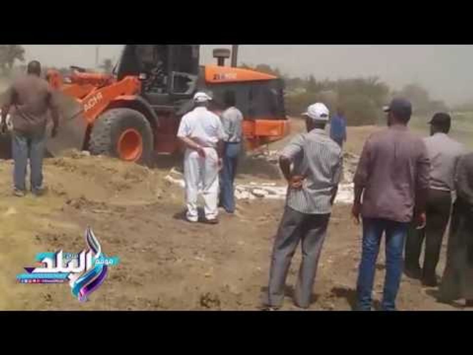 صدى البلد | سكرتير عام الأقصر ومدير الأمن يقودا حملة ازالة التعديات على أملاك الدولة