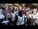 صدى البلد | رقص و زغاريد على مزمار عبد السلام في اخر ايام الثانوية العامة