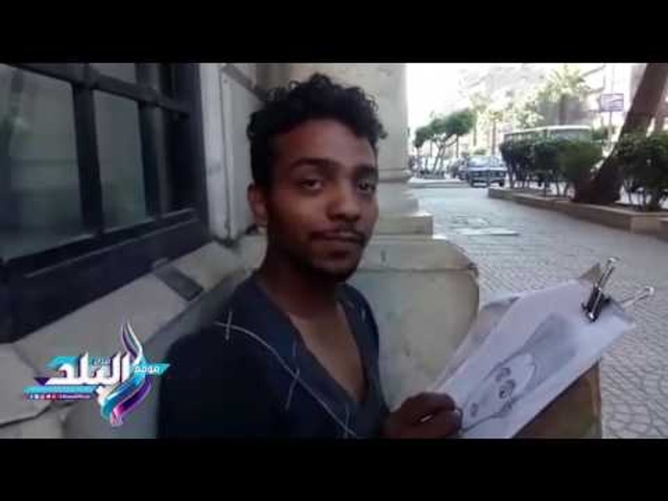 صدى البلد | رسام الشارع: "الرصيف أحن عليا من بيتي"