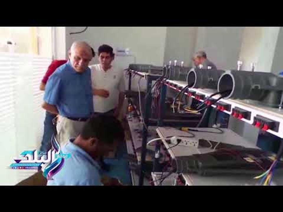 صدى البلد | سكرتير جنوب سيناء يتفقد انتاج اول مصنع "لمبات ليد" بالمحافظة