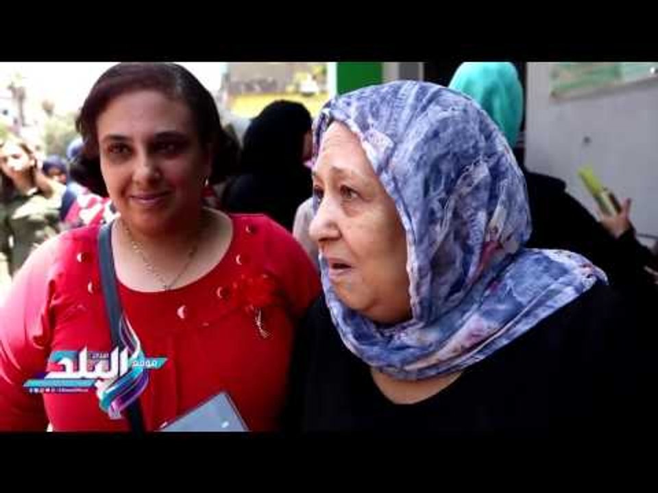 صدى البلد | أصحاب المعاشات أمام مكاتب البريد بعد قرار الزيادة: "جاءت في وقتها"